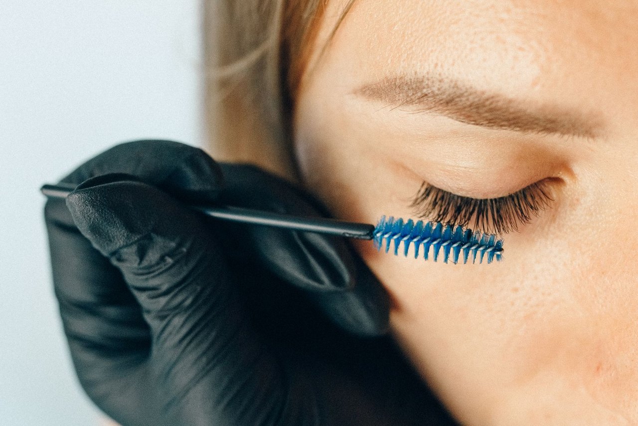 Eyelash extensions